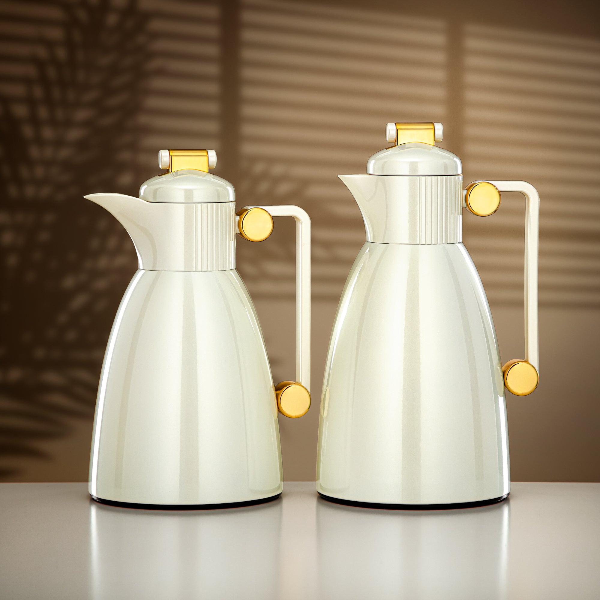 Almarjan Vacuum Flask Set 0.7L & 1L Pearl White & Gold
