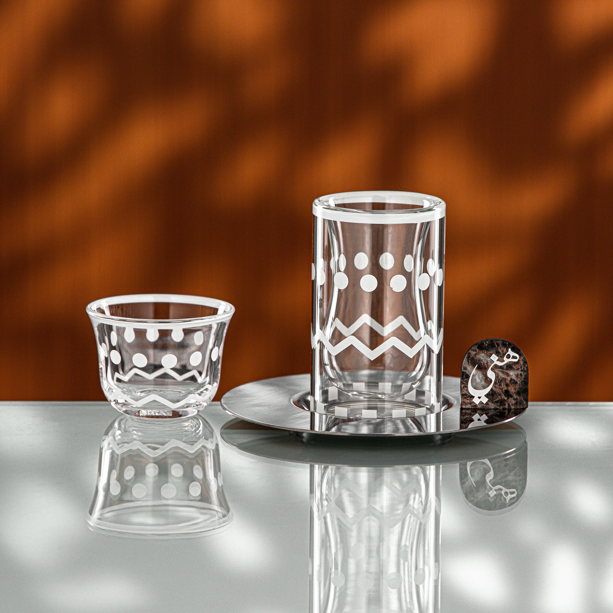 Almarjan Tea & Coffee Set 18 Pieces Shiny Silver & Brown Marble