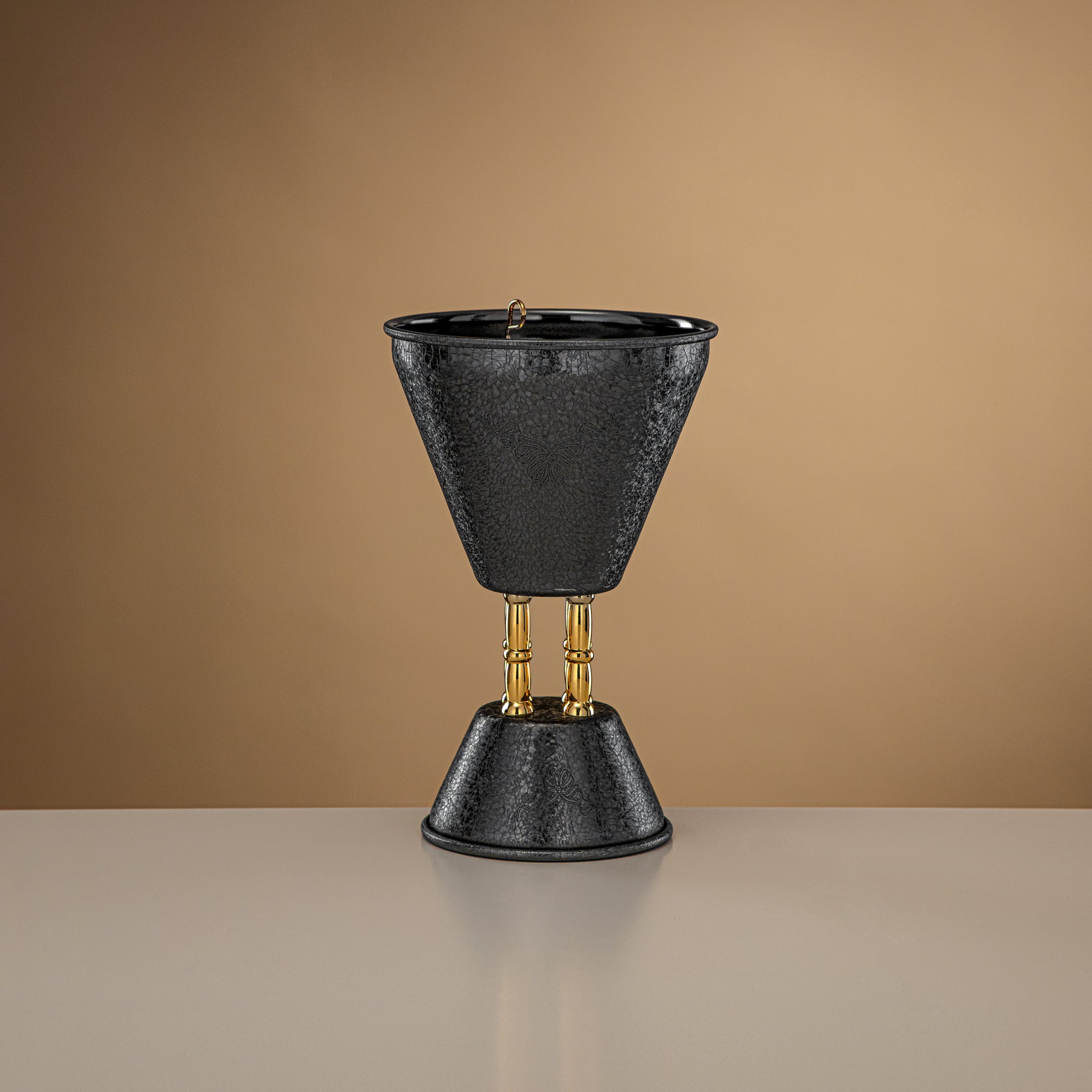 مبخرة المرجان باللونين الأسود والذهبي بتصميم متشقق، ارتفاع 21 سم