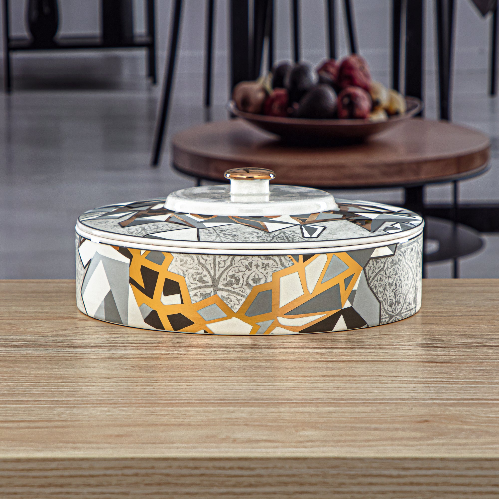 وعاء بورسلين من تشكيلة فنون بغطاء 25 سم - 1235