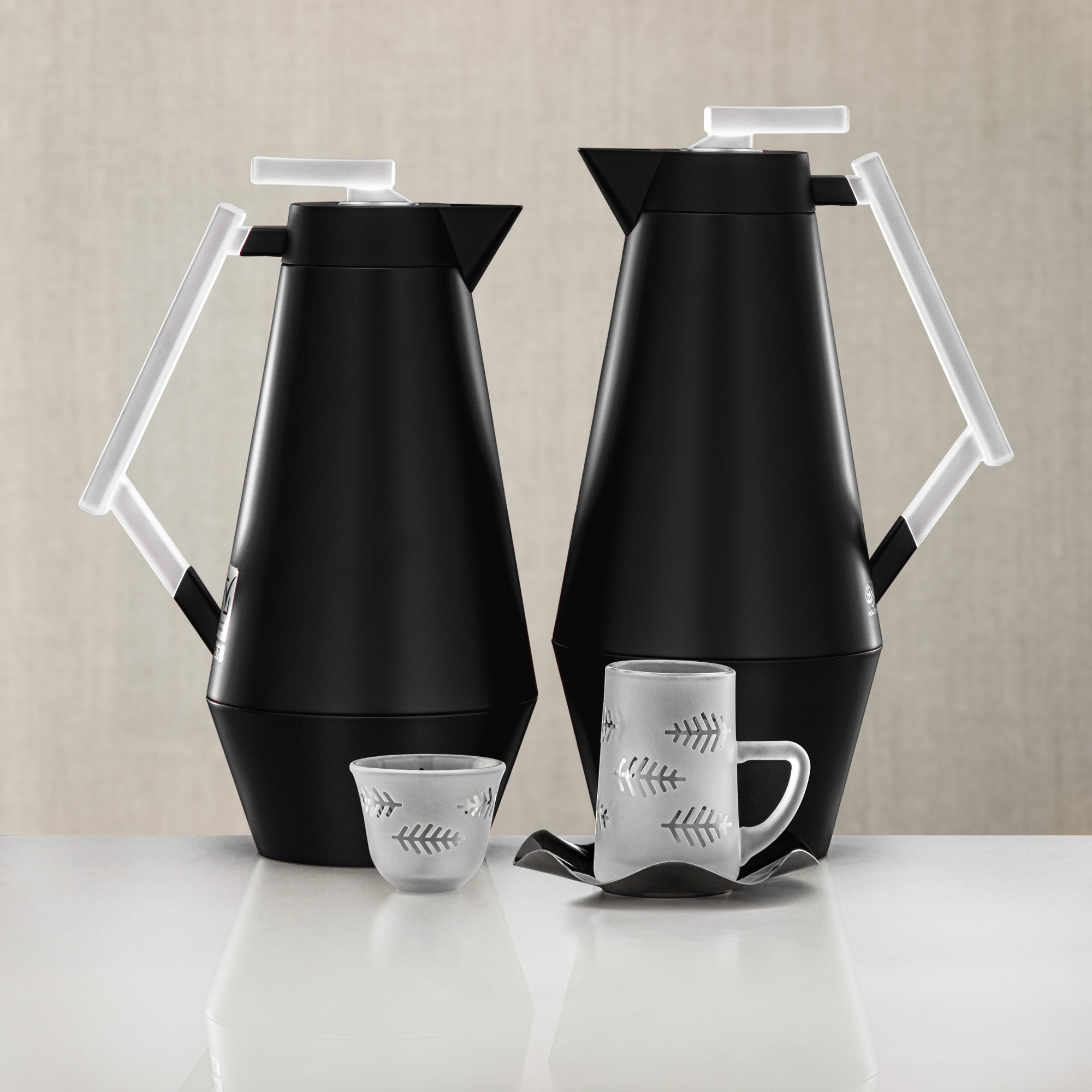 Almarjan Vacuum Flask & Tea Set 20 Pieces Matt Black with Frost Accents