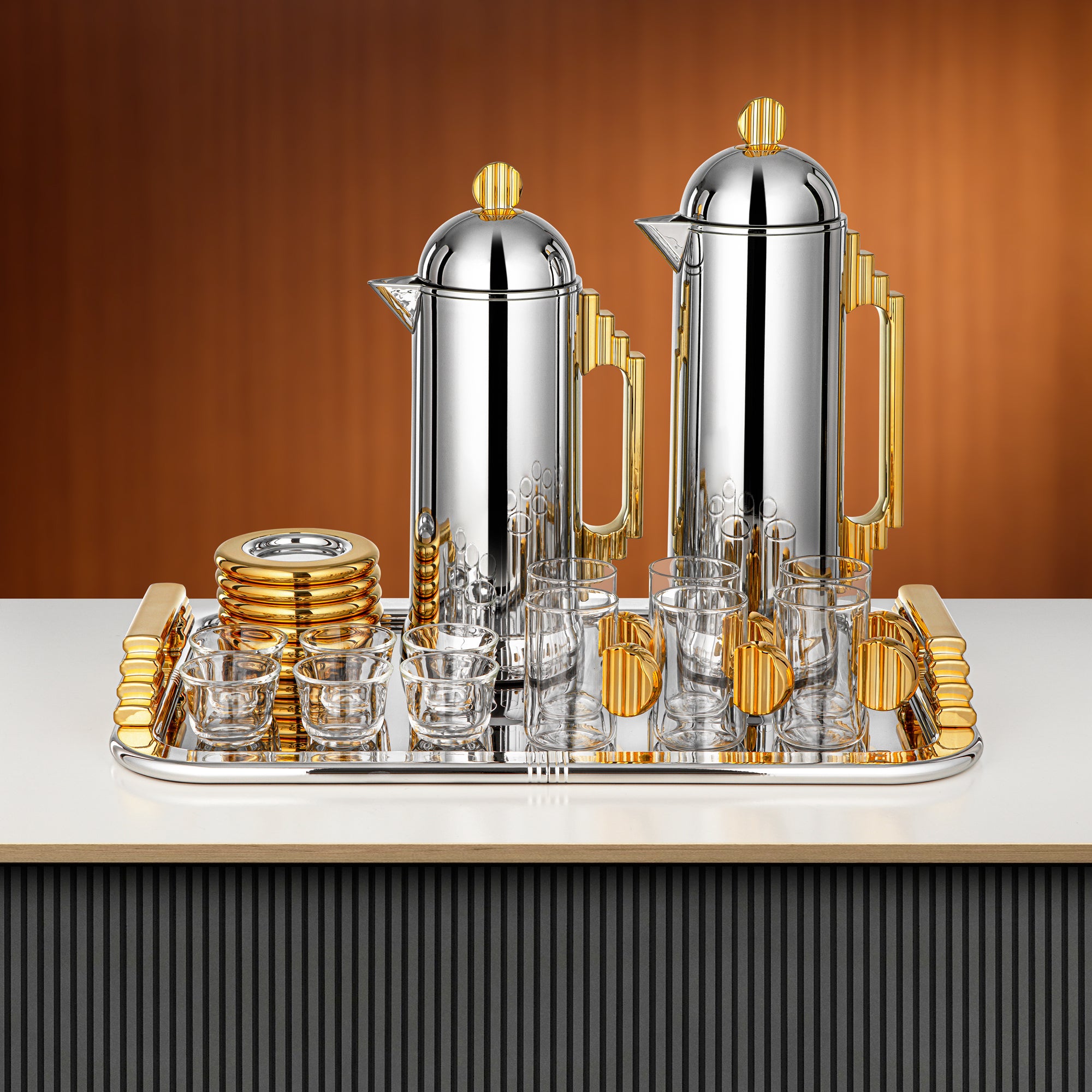 طقم شاي وقهوة المرجان ٢١ قطعة فضي وذهبي