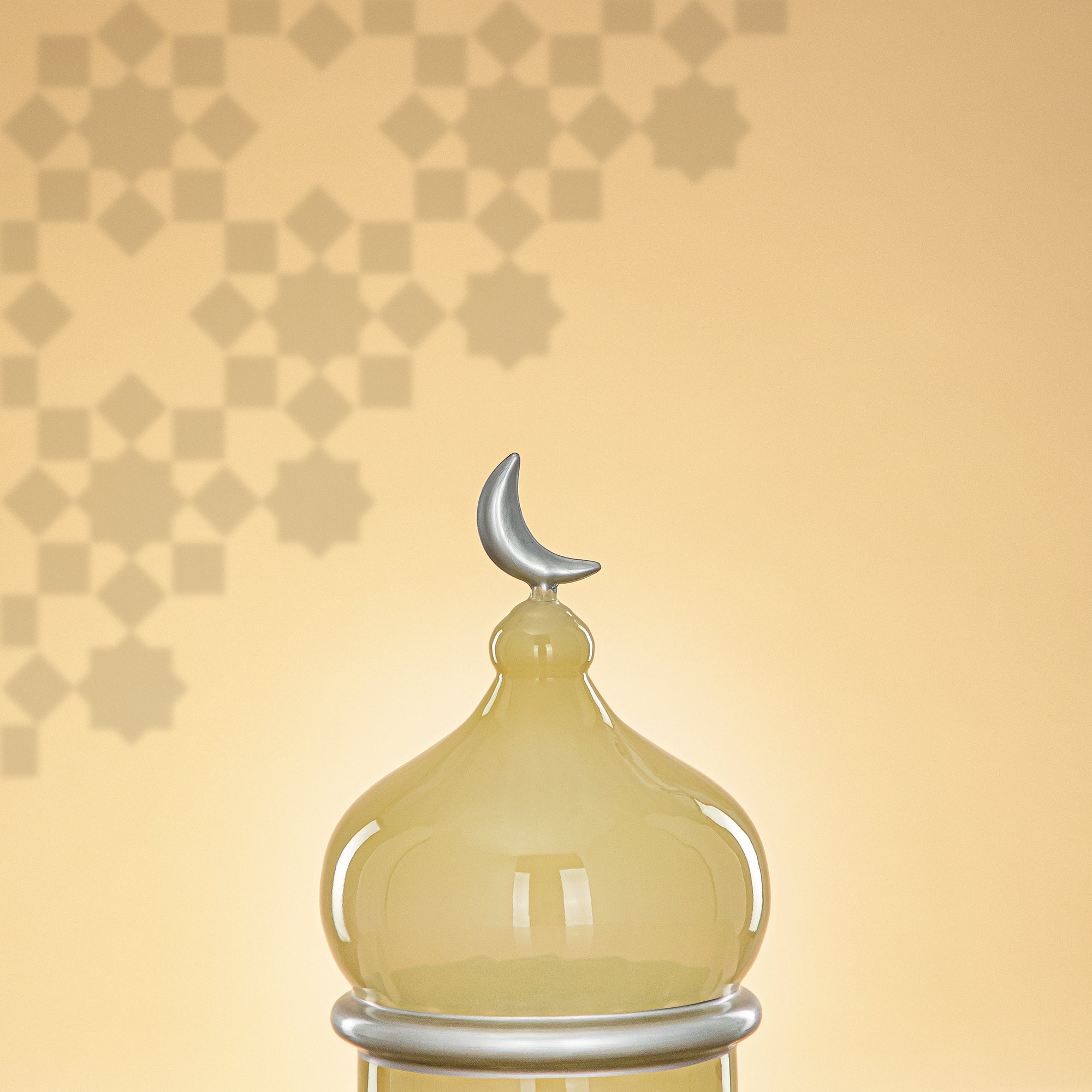 Almarjan Minaret Table Decoration 17cm x 11cm Ivory with Silver Lines & Crescent Moon – Noor Al Layali