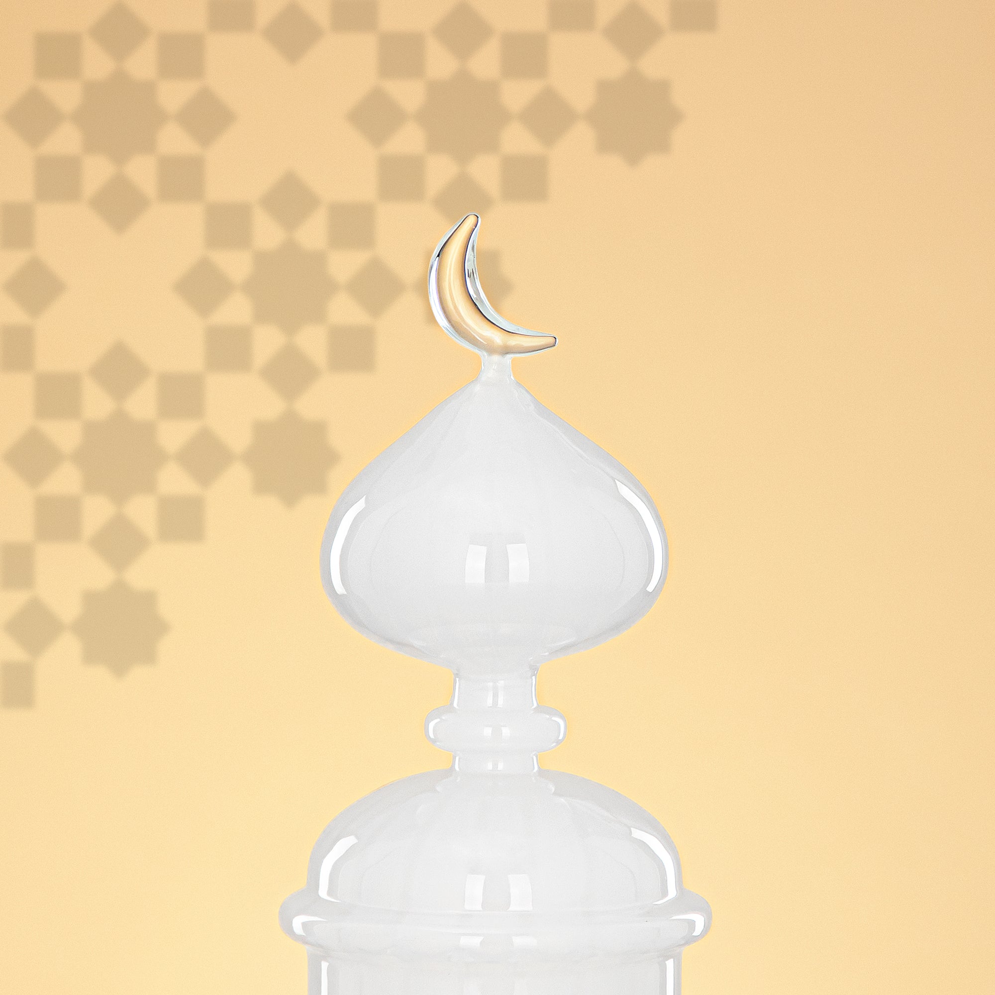 Almarjan Minaret Table Decoration 22cm x 10cm White with Clear Crescent Moon – Noor Al Layali
