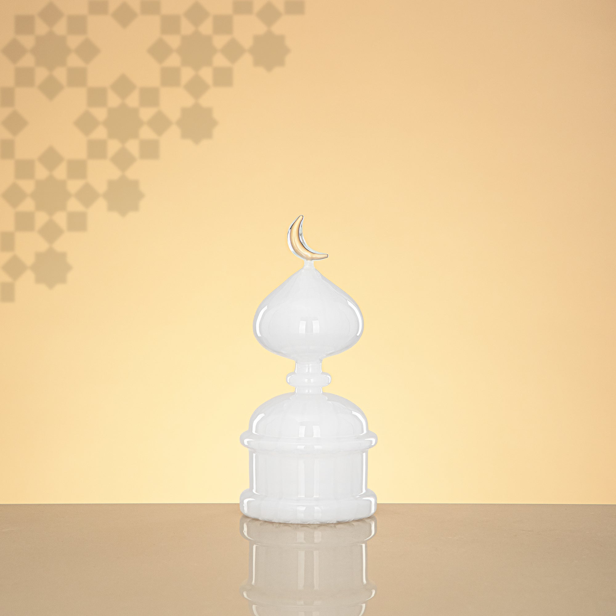 Almarjan Minaret Table Decoration 22cm x 10cm White with Clear Crescent Moon – Noor Al Layali
