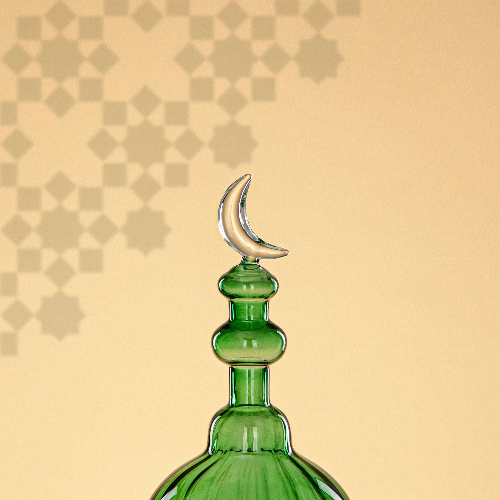 Almarjan Minaret Table Decoration 17cm x 9cm Transparent Green with Clear Crescent Moon – Noor Al Layali