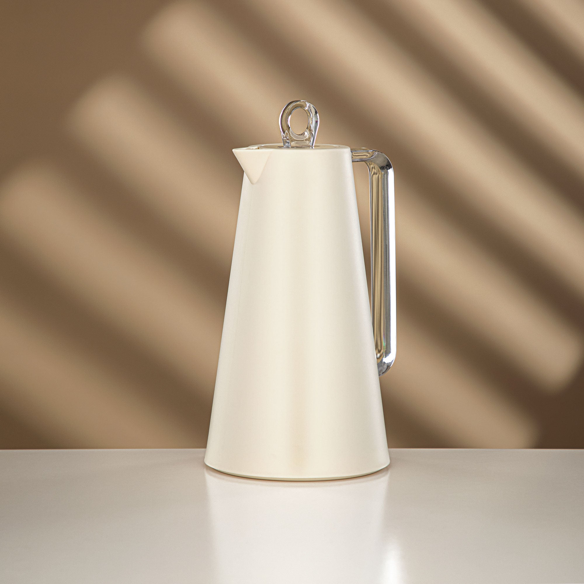 طقم ترامس المرجان عاجي وشفاف