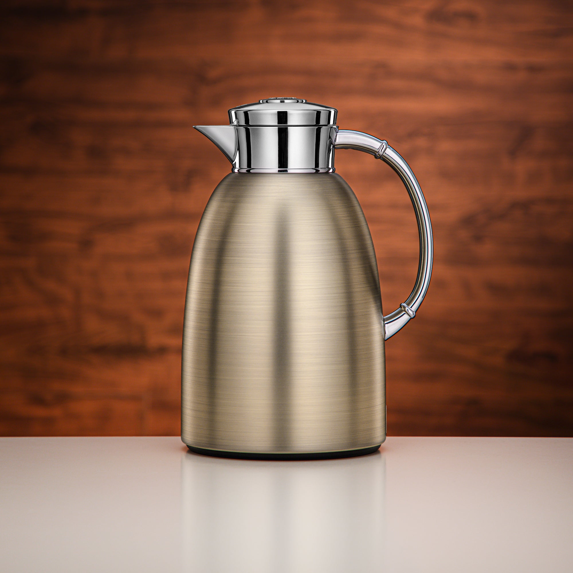 Almarjan Vacuum Flask 1.6L Brushed Gold