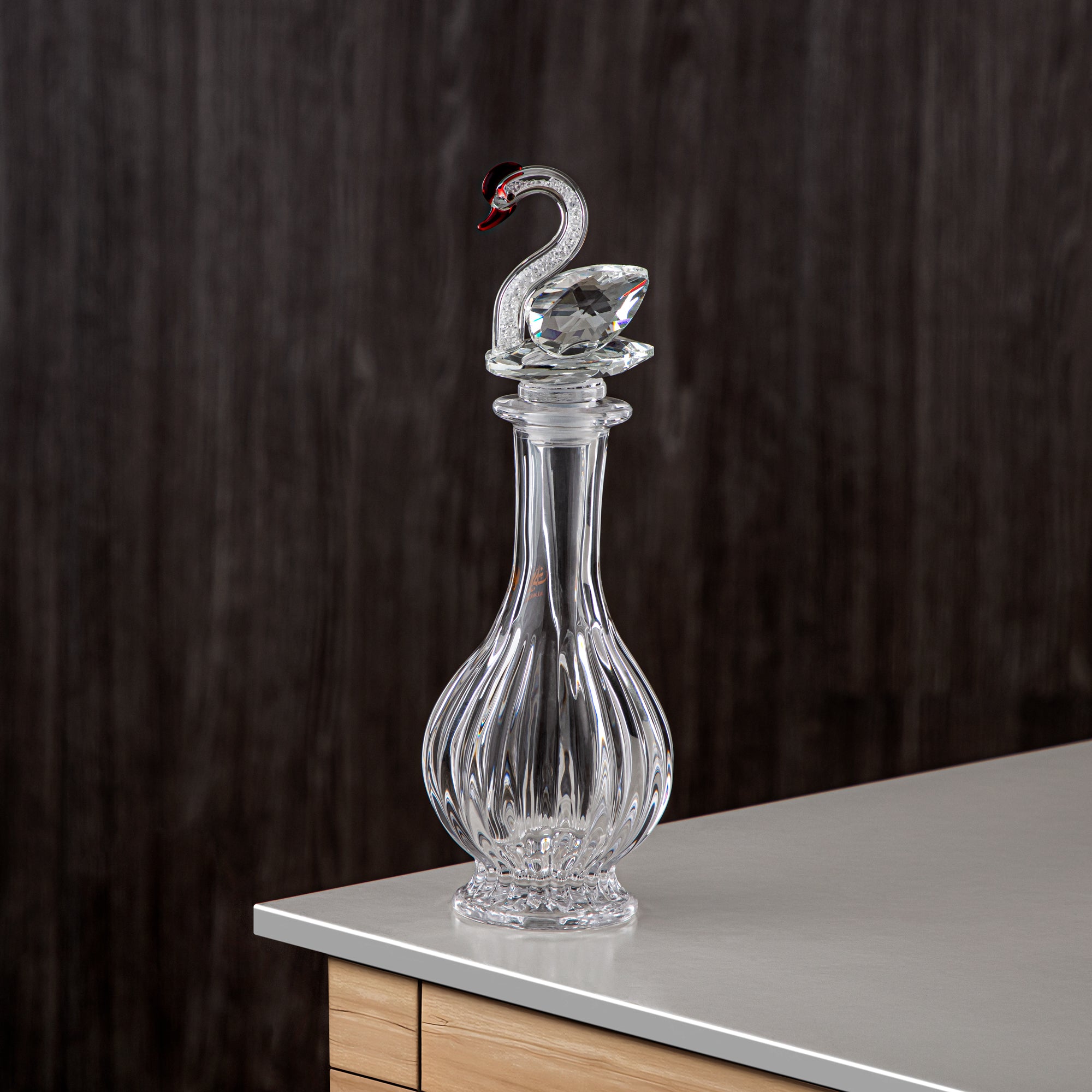 Almarjan Perfume Bottle 200ML (VR-D22-5-Clear) - Glass with Swan Knob | Swan Collection